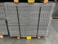 Polypal - breedvakstelling met roosters 5x30 3m hoog - afbeelding 8 van  8