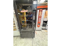 Polyvend - snack - verkoopautomaat - afbeelding 2 van  4