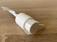 Pomp 24/410mat wit+act.wit lange nozzle+witte.clip 1000mcl pomp (18096x) - afbeelding 3 van  4