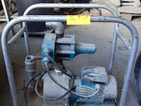 Pomp aquastra - afbeelding 1 van  3