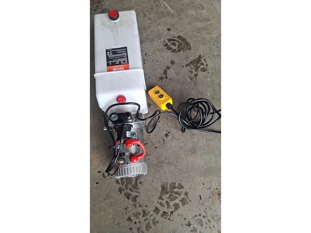 Pomp elektrisch hydraulisch 12v - afbeelding 1 van  1