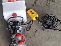 Pomp elektrisch hydraulisch 12v - afbeelding 1 van  1