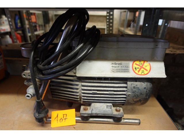 Pomp kranzie - afbeelding 1 van  3