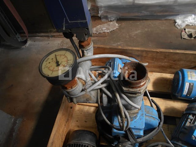 Pomp met motor lafert - afbeelding 2 van  3