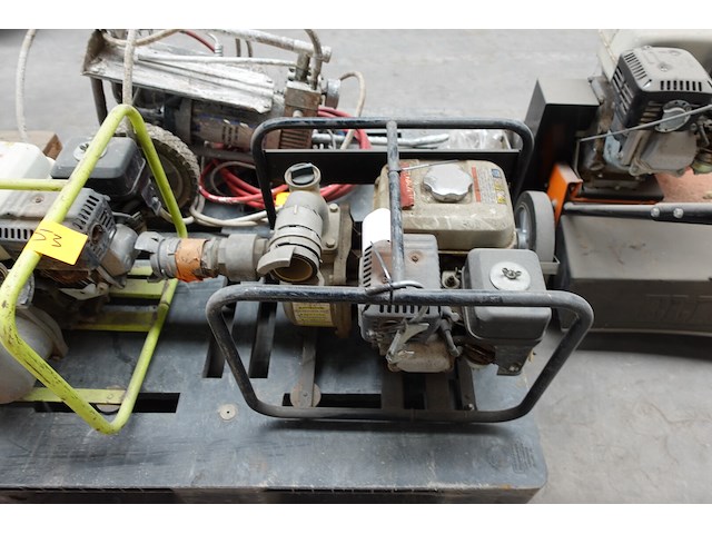 Pomp met motor - afbeelding 2 van  2