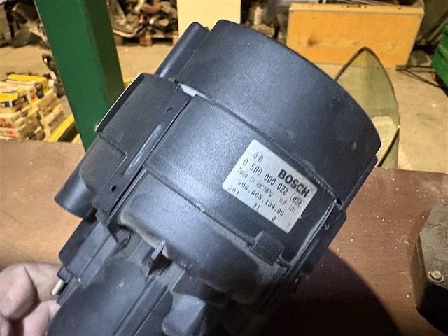 Pomp porsche - afbeelding 2 van  3