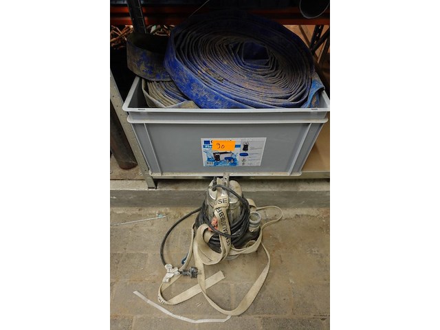 Pomp & toebehoren - afbeelding 1 van  3