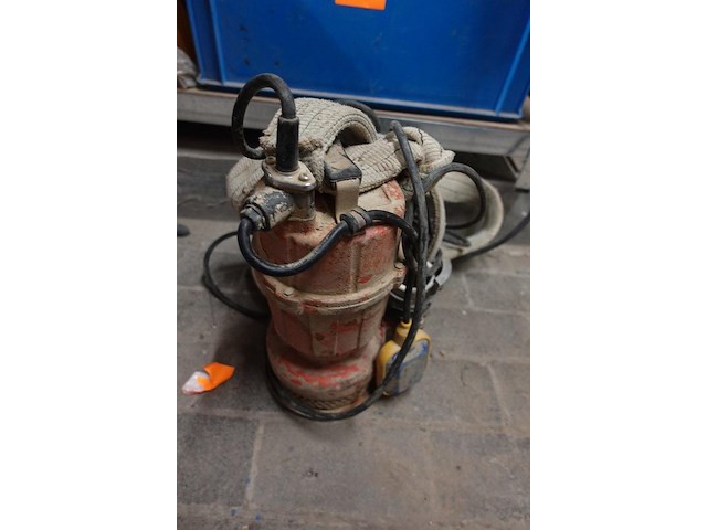 Pomp & toebehoren - afbeelding 2 van  2