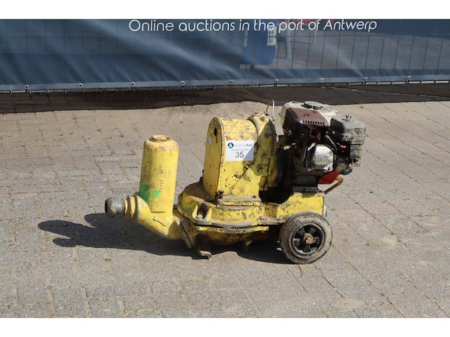 Pomp wacker pd 3a benzine - afbeelding 1 van  1