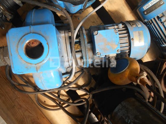 Pompen johnson pump met motor lönne - afbeelding 1 van  3