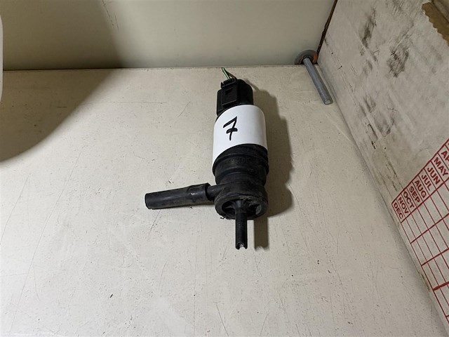 Pompje ruitensproeier - afbeelding 3 van  3