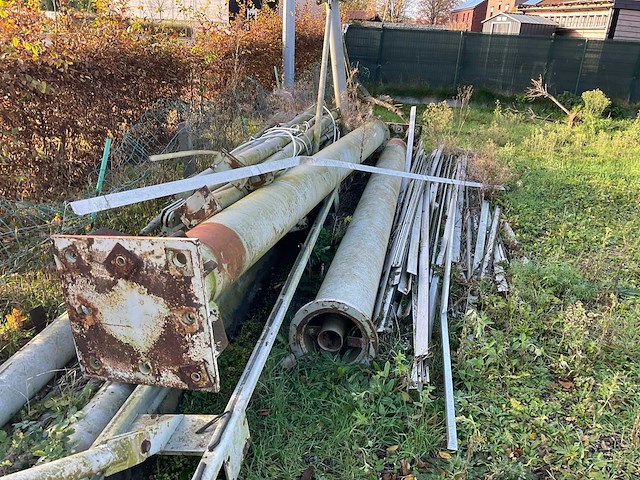 Pompstation overkapping - afbeelding 2 van  6