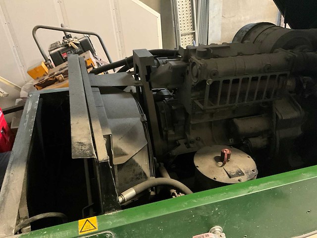 Pompwagen voor cement - afbeelding 6 van  18