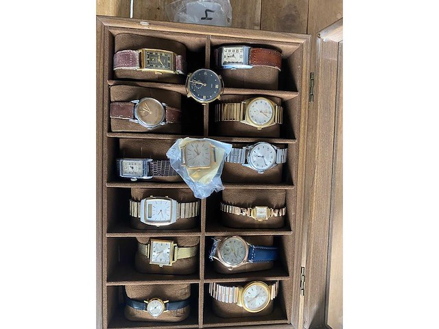 Pontiac, oris, verdal, enz... - mechanisch horloge - horloge - 40-70 - polshorloge (14x) - afbeelding 1 van  4