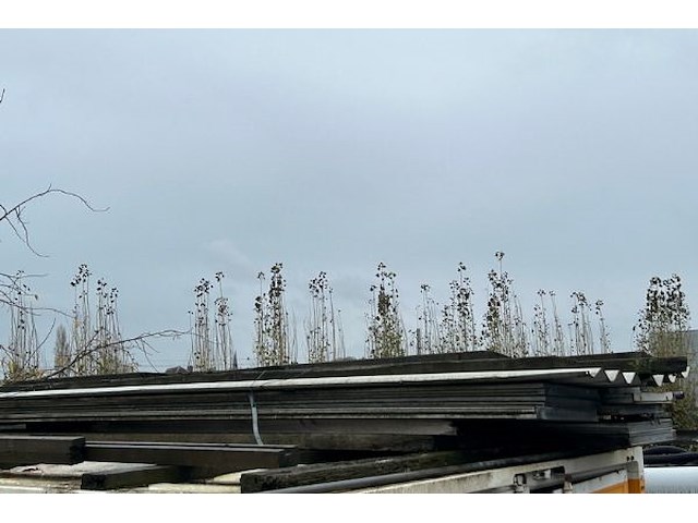 Poort demonteerd - afbeelding 3 van  3