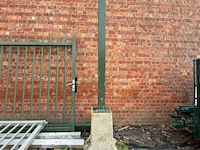 Poort met palen - afbeelding 2 van  2