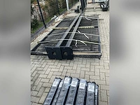 Poort zwart met fijne mazen + palen