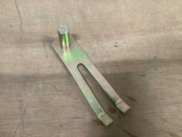 Poortscharnier steun verzinkt (40x) - afbeelding 1 van  3