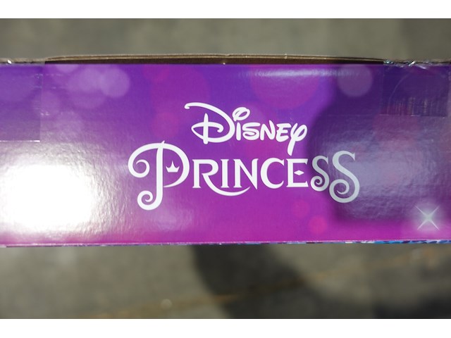 Poppen- en kledingkast speelset hasbro - afbeelding 3 van  3