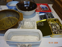 Poppen onder bollen - afbeelding 4 van  4