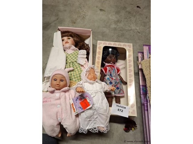 Poppen - afbeelding 1 van  1