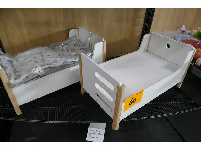 Poppenbedje of stapelbed met lakens - afbeelding 1 van  3
