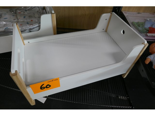 Poppenbedje of stapelbed met lakens - afbeelding 3 van  3