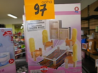 Poppenhuizen meubels + pop - afbeelding 2 van  3