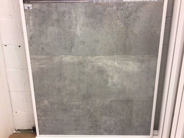 Porcelanosa metropolitan antracita mat wandtegel 45x120 cm 24,3 m² - afbeelding 1 van  2