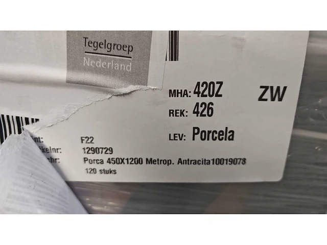 Porcelanosa metropolitan antracita mat wandtegel 45x120 cm 24,3 m² - afbeelding 6 van  11