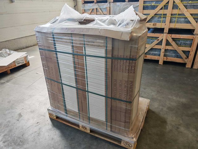 Porcelanosa metropolitan nature caliza mat wandtegel 33,3x100 cm 64,6 m² - afbeelding 2 van  11