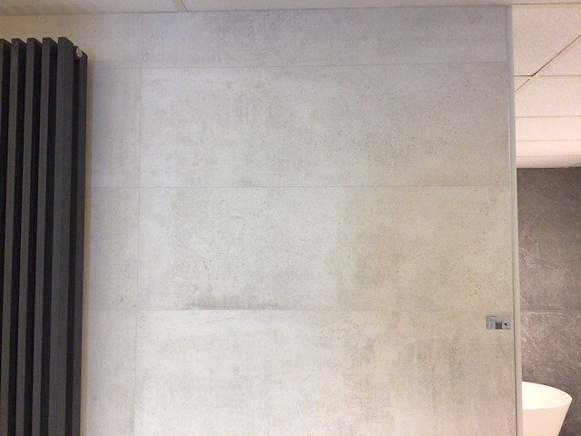 Porcelanosa metropolitan nature caliza mat wandtegel 33,3x100 cm 64,6 m² - afbeelding 4 van  11