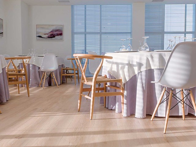 Porcelanosa tanzania taupe mat 23x150 cm vloertegel 19,32 m² - afbeelding 1 van  3