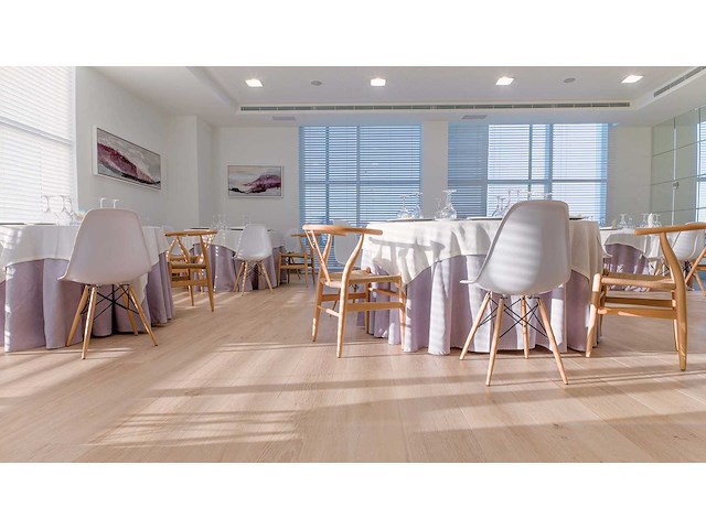 Porcelanosa tanzania taupe mat 23x150 cm vloertegel 19,32 m² - afbeelding 2 van  3