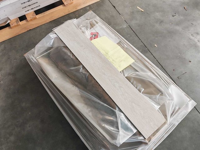 Porcelanosa tanzania white mat 14,3x90 cm vloertegel 7,2 m² - afbeelding 3 van  7