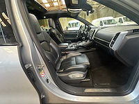 Porsche - 2014 - cayenne - s hybride facelift - personenauto - afbeelding 20 van  54
