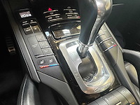 Porsche - 2014 - cayenne - s hybride facelift - personenauto - afbeelding 28 van  54