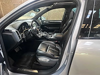 Porsche - 2014 - cayenne - s hybride facelift - personenauto - afbeelding 37 van  54