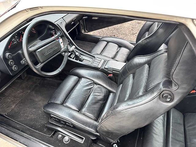 Porsche - 928 - oldtimer - afbeelding 5 van  50