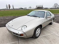 Porsche - 928 - oldtimer - afbeelding 42 van  50