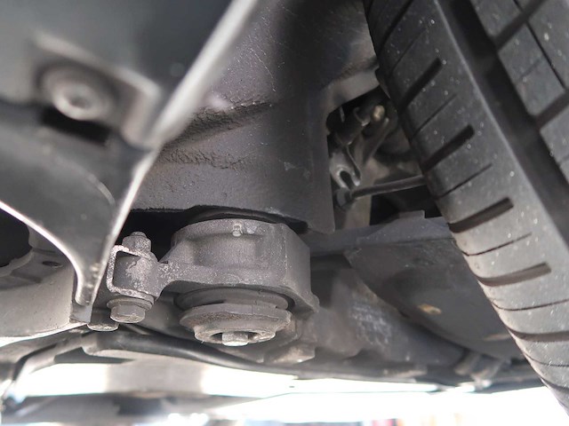 Porsche - 993 carrera - 993 - classic cars >15 - afbeelding 26 van  73