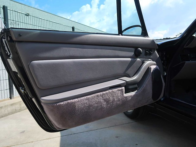 Porsche - 993 carrera - 993 - classic cars >15 - afbeelding 28 van  73