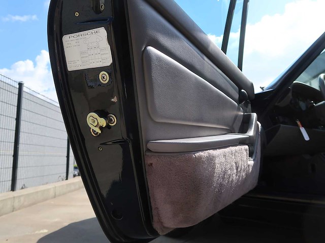 Porsche - 993 carrera - 993 - classic cars >15 - afbeelding 29 van  73