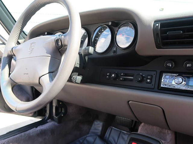 Porsche - 993 carrera - 993 - classic cars >15 - afbeelding 48 van  73