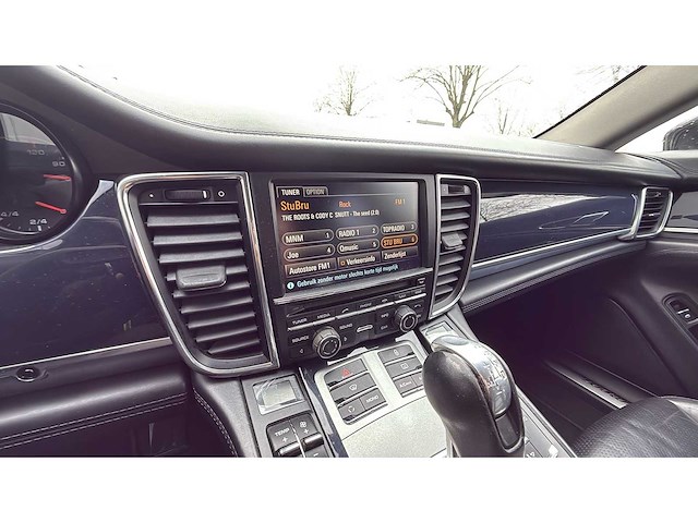 Porsche - panamera - platinum - car - 2012 - afbeelding 3 van  37