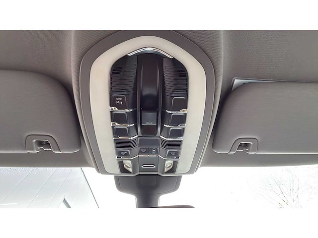 Porsche - panamera - platinum - car - 2012 - afbeelding 13 van  37