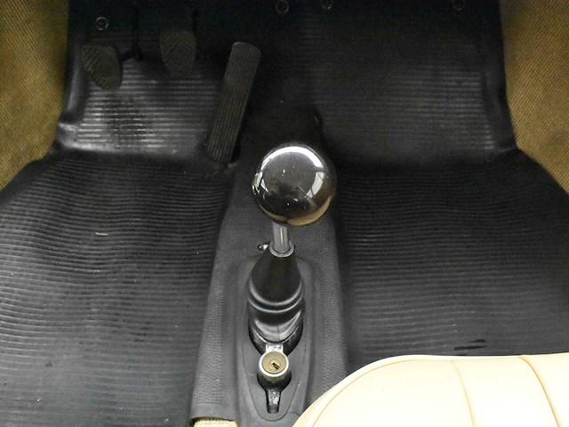 Porsche 356b t6 notchback karmann coupe - afbeelding 25 van  59