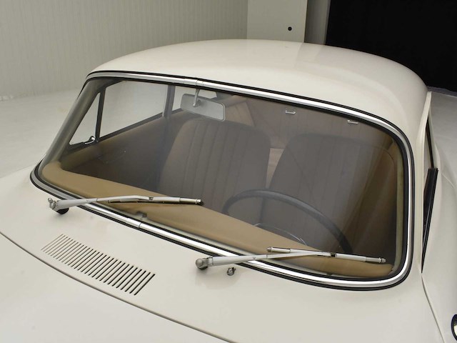 Porsche 356b t6 notchback karmann coupe - afbeelding 47 van  59