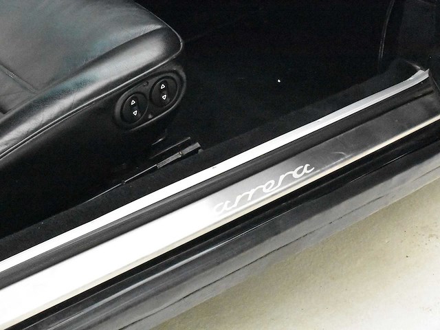 Porsche 911 3.0 targa no reserve - afbeelding 29 van  60