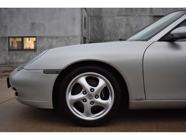Porsche 911 996 carrera - afbeelding 4 van  32